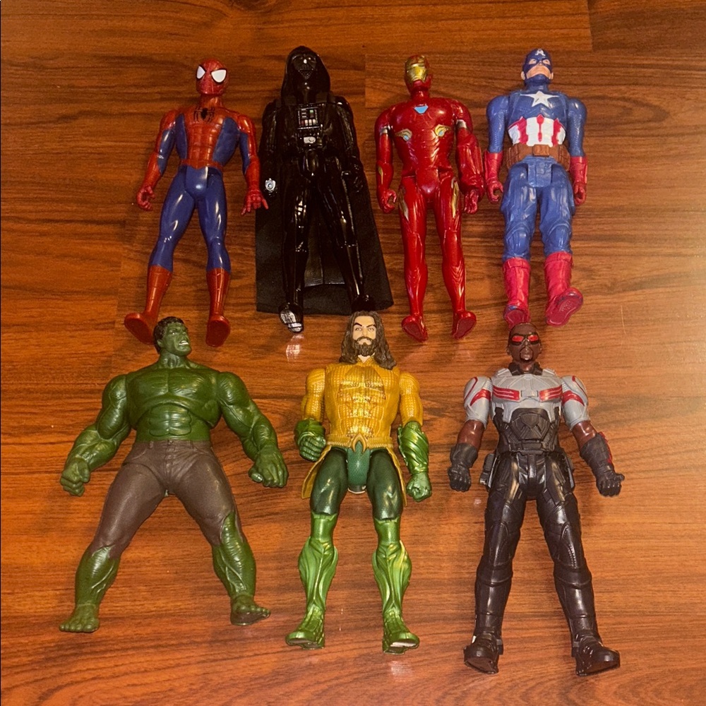 MARVEL, DC, & StarWars 12” Superhero Action Figures Collectibles BUNDLE OF 7